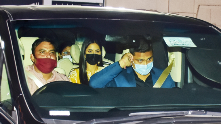 Katrina Kaif and Vicky Kaushal arrives at Jaipur