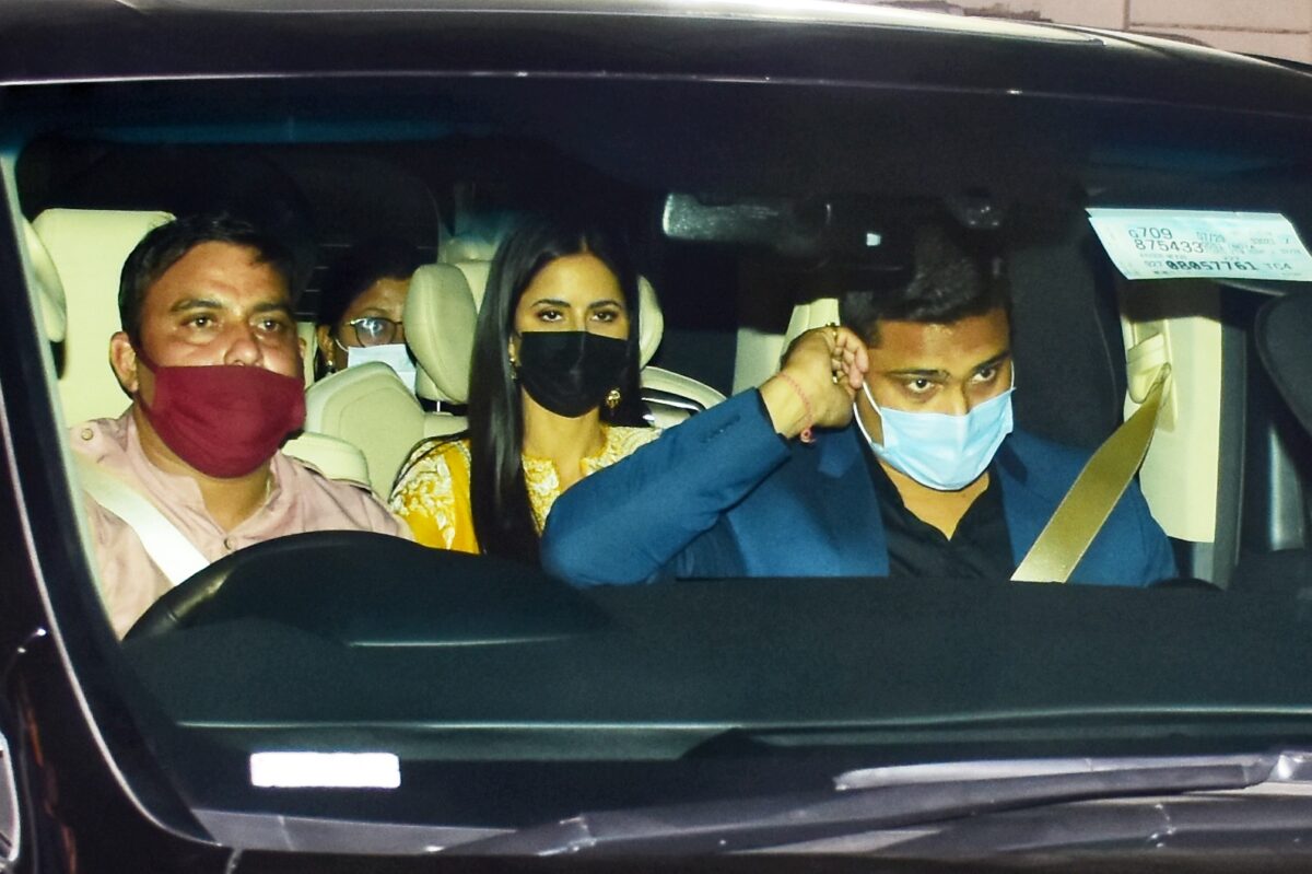 Katrina Kaif and Vicky Kaushal arrives at Jaipur  - 2