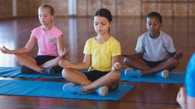 Yoga mandatory for school students in UP now